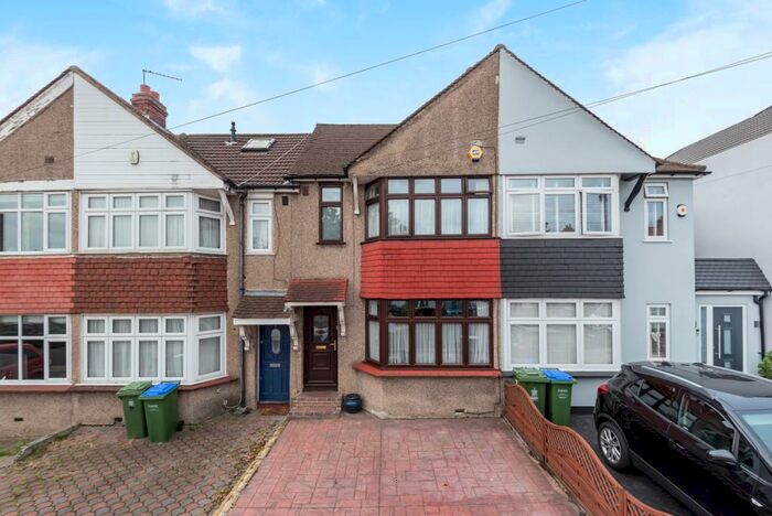 2 Bedroom Terraced House To Rent In Sutherland Avenue Welling, DA16