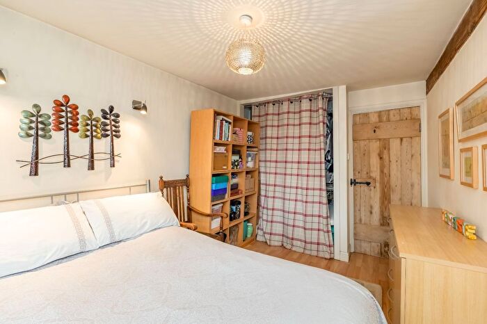 2 Bedroom Semi-Detached House For Sale In Sunny Bank Road, Meltham, Holmfirth, HD9
