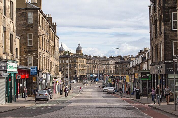 1 Bedroom Flat To Rent In Caledonian Place, Edinburgh, EH11