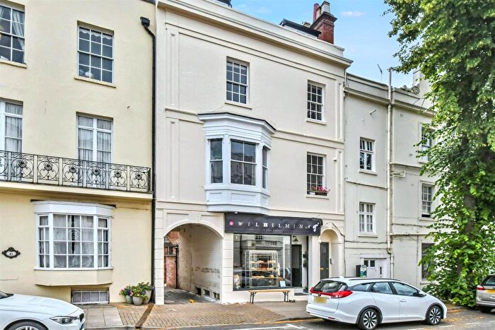 1 Bedroom Flat For Sale In Portland Street, Leamington Spa, CV32