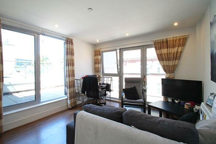 1 Bedroom Flat To Rent In Hanley House, Hanley Street, Nottingham, NG1