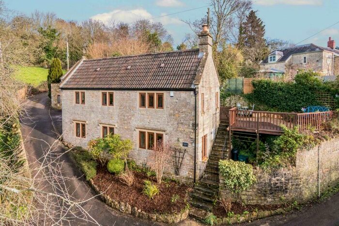 3 Bedroom House To Rent In Upper Swainswick, BA1