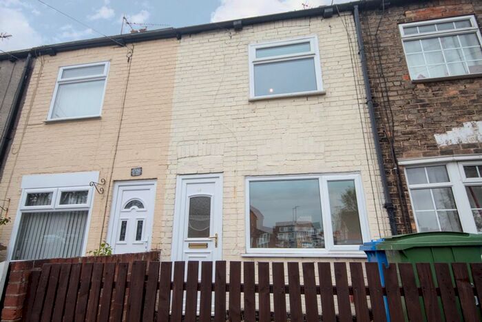 2 Bedroom Terraced House To Rent In First Lane, Hull, HU13