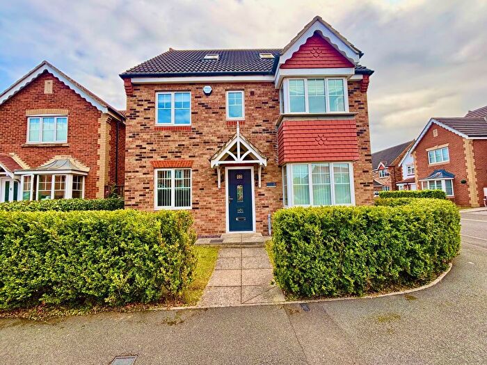 5 Bedroom Property To Rent In Bamburgh Court, Stockton-On-Tees, TS17