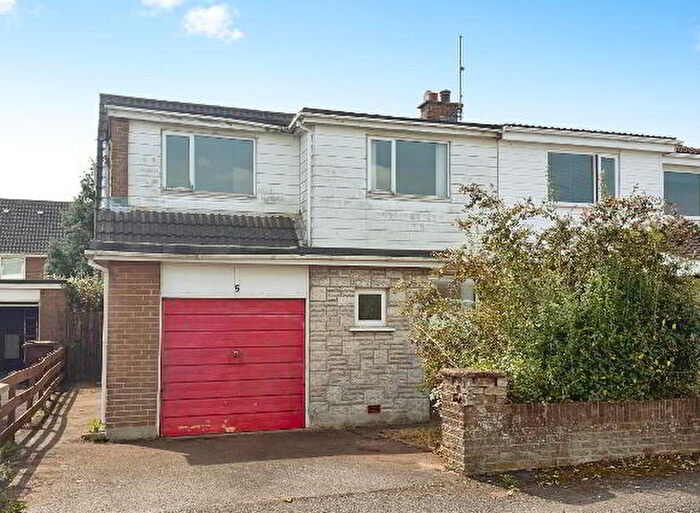 3 Bedroom Semi-Detached House For Sale In Cairnmore Drive, Lisburn, BT28