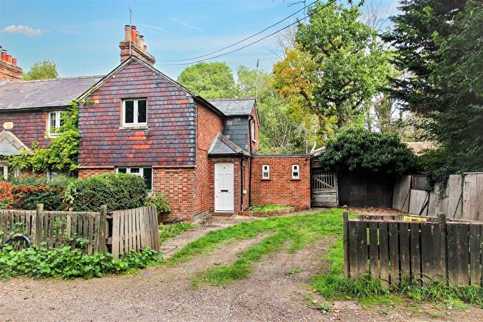 3 Bedroom End Of Terrace House For Sale In Mill Lane, Padworth, Reading, RG7