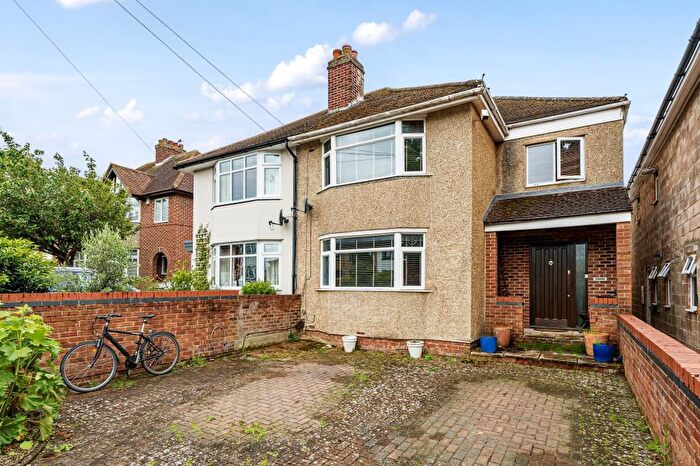 4 Bedroom Semi-Detached House For Sale In Headington, Oxfordshire, OX3