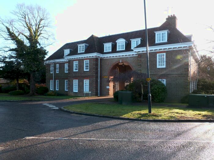 2 Bedroom Flat To Rent In Bengeo House, Bengeo Street, Hertford, SG14