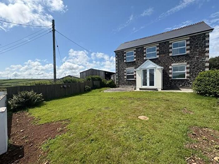 6 Bedroom Detached House To Rent In Tresparret Post, Camelford, PL32