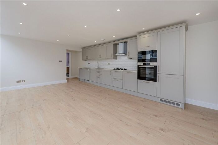 1 Bedroom Flat To Rent In Richford Street, London, W6
