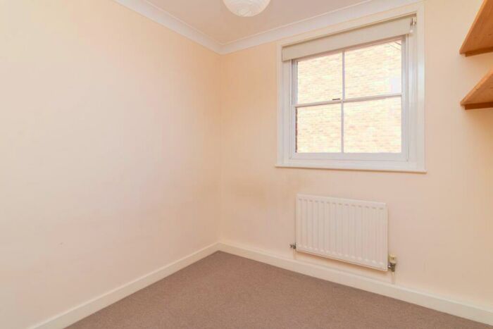 2 Bedroom Apartment To Rent In Orient Place, Canterbury, CT2