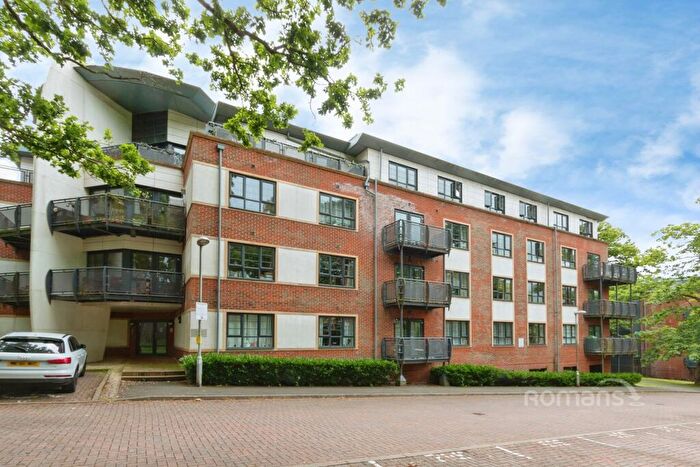 1 Bedroom Flat To Rent In Wallis Square, Farnborough, Hampshire, GU14