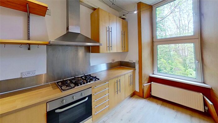 2 Bedroom Flat To Rent In Clerk Street, Edinburgh, EH8