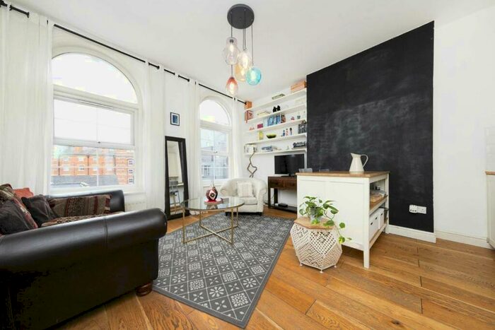 1 Bedroom Flat To Rent In The Oval, Hackney Road, E2