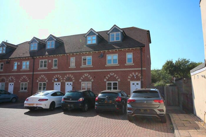 3 Bedroom End Of Terrace House To Rent In Leverton Gardens, Wantage, Oxfordshire, OX12