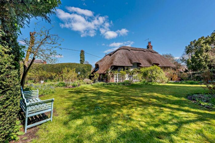 4 Bedroom Detached House For Sale In North End Lane, Cheriton, Hampshire, SO24