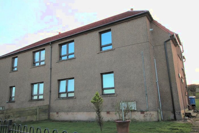 2 Bedroom Flat To Rent In Auldhill Crescent, Bridgend, EH49