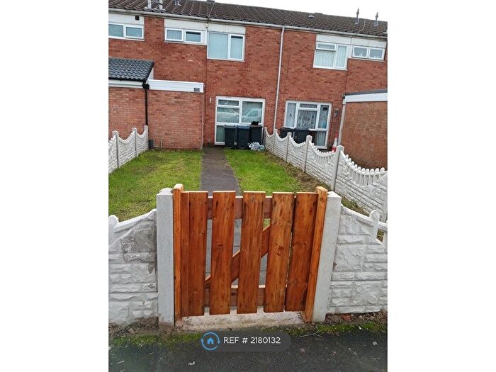 3 Bedroom Terraced House To Rent In Ellen Street, Birmingham, B18