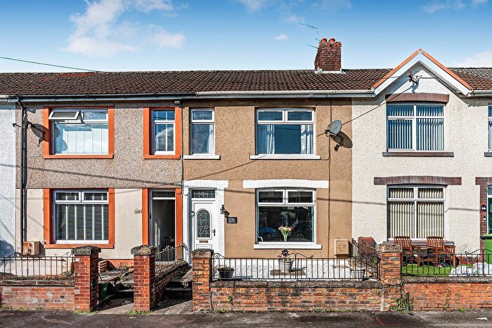 3 Bedroom Terraced House For Sale In Commercial Street, Beddau, Pontypridd, CF38