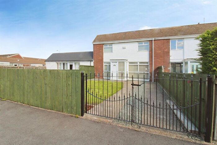 2 Bedroom Terraced House For Sale In Exton Close, Hull, HU7