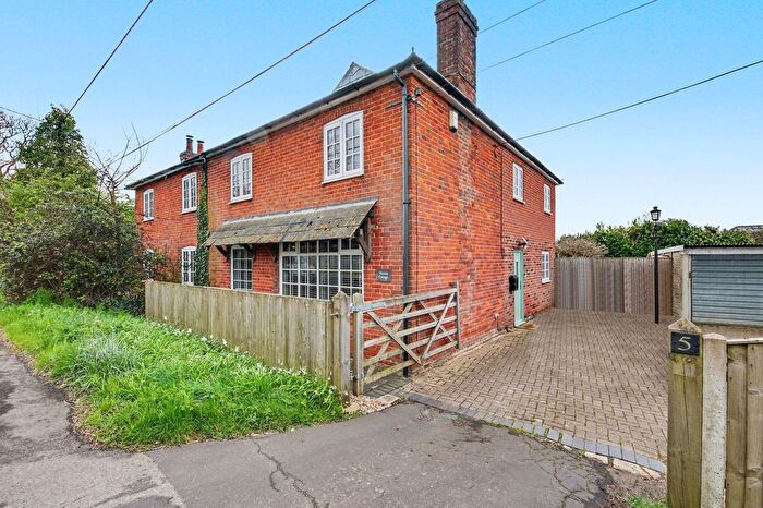 4 Bedroom Semi Detached House For Sale In Victoria Cottage, Winchester Road, Upham, Hampshire, SO32