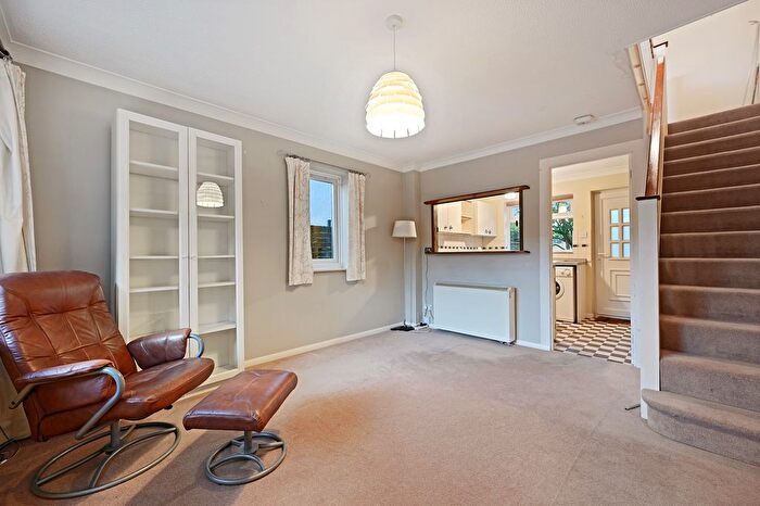 1 Bedroom End Of Terrace House To Rent In Worcester Court, Wyatt Road, Staines, TW18