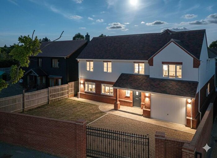 4 Bedroom Detached House For Sale In Oak Tree House, Stoney Hills, Burnham-On-Crouch, CM0