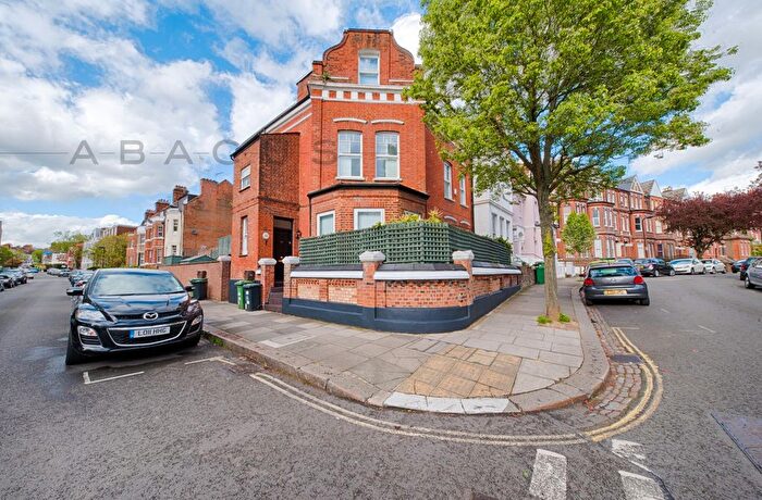 2 Bedroom Flat To Rent In Dennington Park Road, West Hampstead, NW6