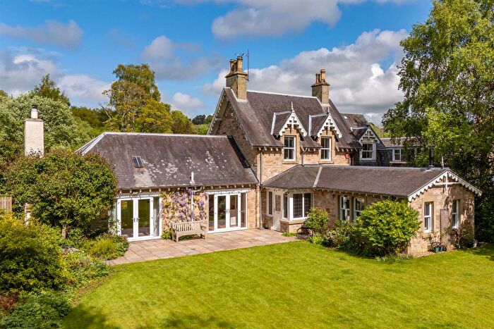 3 Bedroom Cottage For Sale In Stables Cottage, Craigmount Park, Minto, TD9