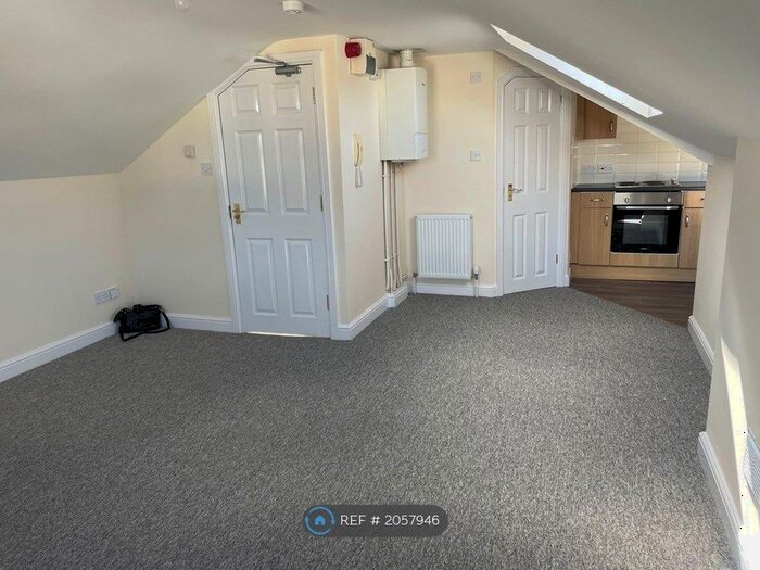 Studio To Rent In Aberdeen Road, Bristol, BS6