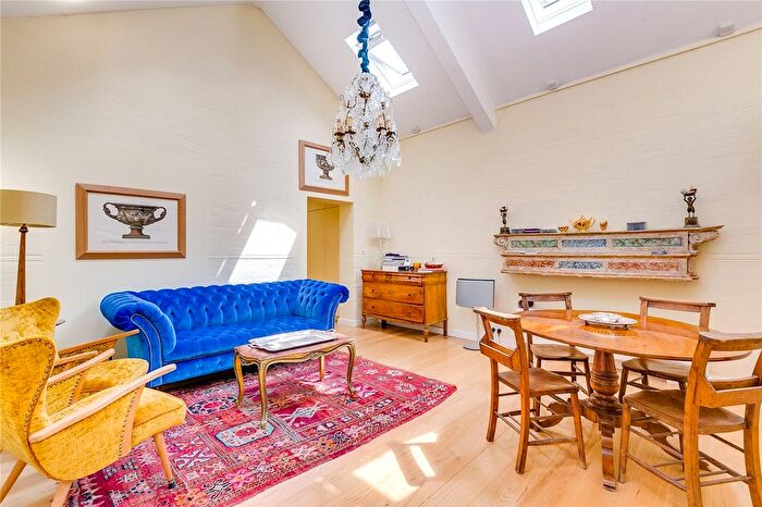 2 Bedroom End Of Terrace House To Rent In Old School House, Bridge Lane, The Lanterns, SW11