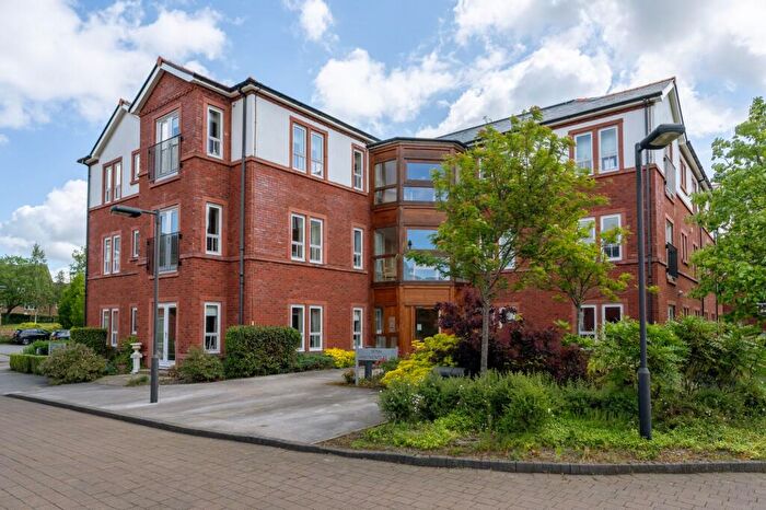 2 Bedroom Flat For Sale In Apt, Boughton Hall Filkins Lane, Chester -, CH3