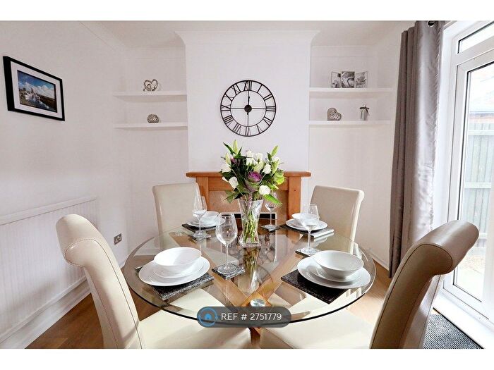 2 Bedroom Terraced House To Rent In Cowgate, Norwich, NR3