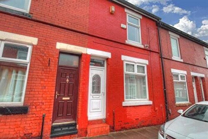 3 Bedroom Terraced House To Rent In Emerson Street, Salford, Manchester, M5