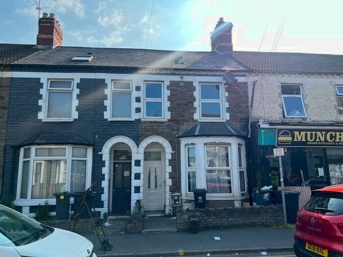 2 Bedroom Flat To Rent In Mackintosh Place, Cardiff, CF24