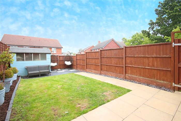 2 Bedroom Semi-Detached House For Sale In Amey Way, Warwick, CV34