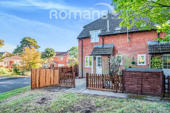 1 Bedroom Cottage To Rent In Hawkwell Fleet, GU52