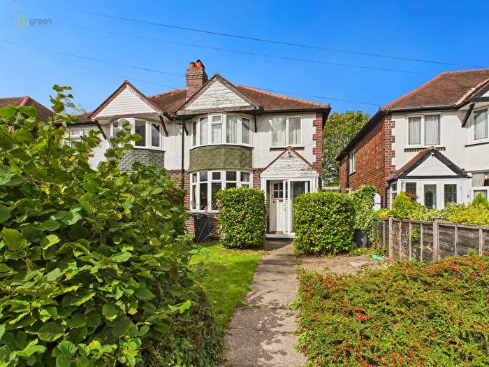 3 Bedroom Semi-Detached House For Sale In Redacre Road, Boldmere, B73