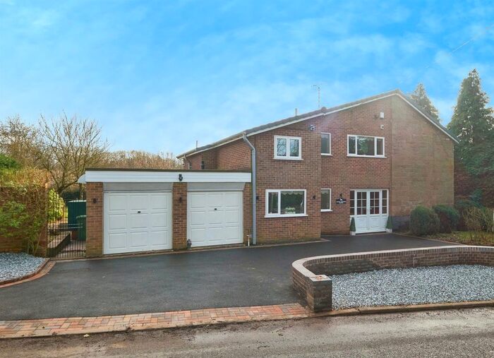 6 Bedroom Detached House For Sale In Showell Lane, Meriden, Coventry, CV7