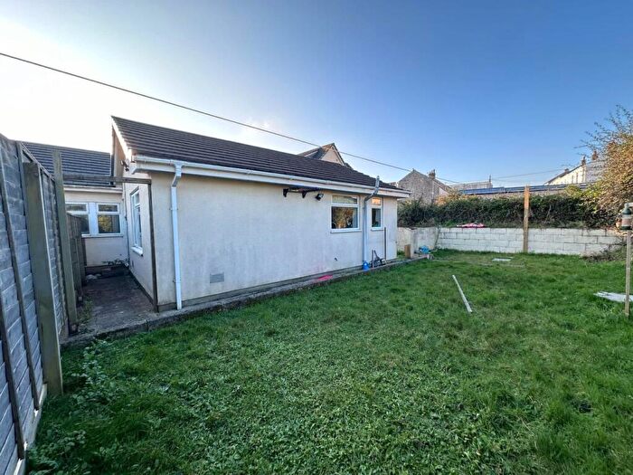 1 Bedroom Semi-Detached House To Rent In Mitchell Road, St Austell, PL25