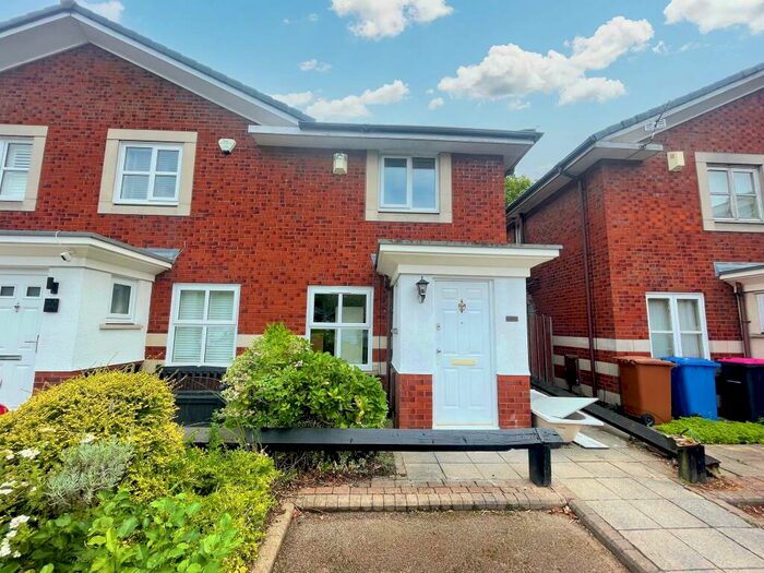 2 Bedroom Semi-Detached House To Rent In Linen Court, Salford, M3