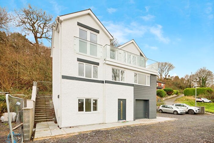 4 Bedroom Detached House For Sale In Penybryn Road, Y Felinheli, Gwynedd, LL56
