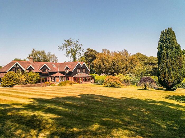 5 Bedroom Detached House To Rent In Rocks Lane, High Hurstwood, TN22
