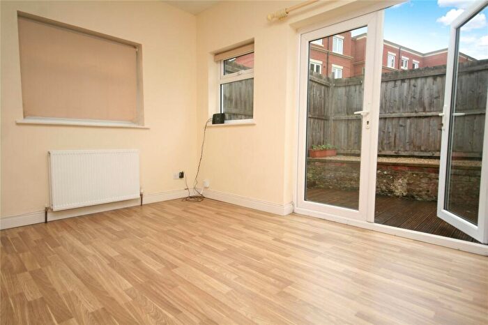 1 Bedroom Apartment To Rent In Bennington Street, Cheltenham, Gloucestershire, GL50