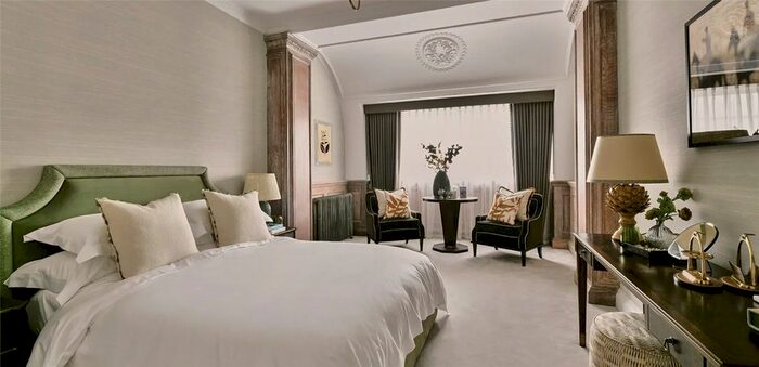 3 Bedroom Flat To Rent In Millbank, London, SW1P