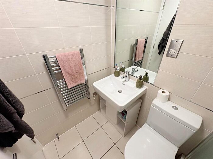 2 Bedroom Apartment For Sale In The Bank Apartments, Totterdown, Bristol, BS4 - Photo 11