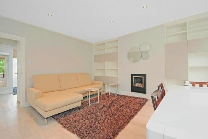 2 Bedroom Flat To Rent In Warwick Avenue, London, W9