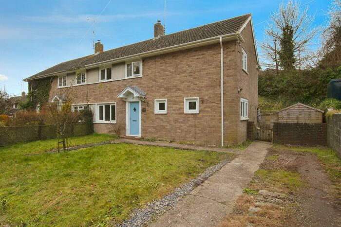 4 Bedroom Semi-Detached House For Sale In Avon Banks, Figheldean, Salisbury, SP4