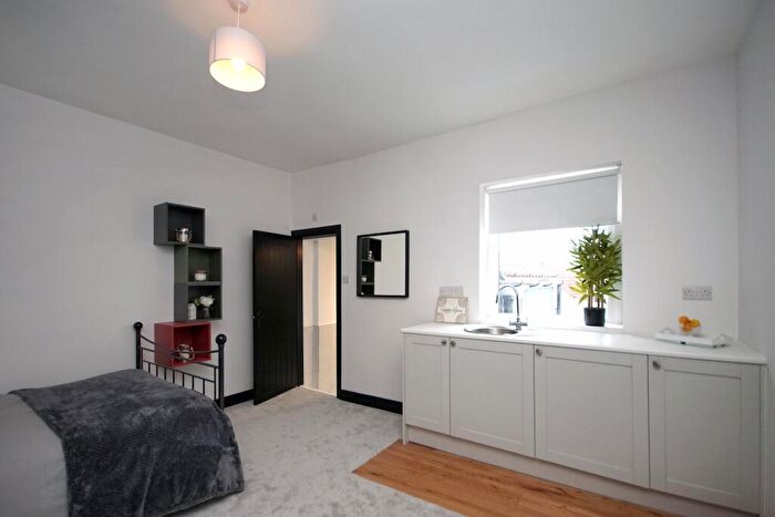 3 Bedroom House To Rent In Queen Street, Eastville, Bristol, BS5