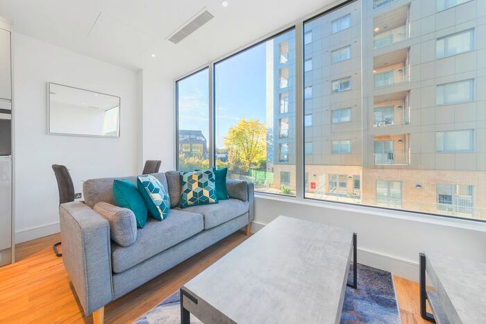 Studio To Rent In West Gate, London, W5